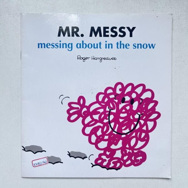 Mr. Messy Messing About In The Snow_Roger Hangreaves
