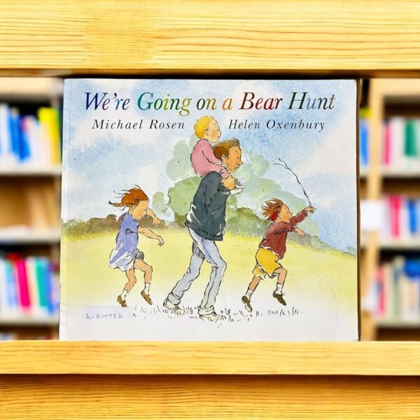 We're Going On A Bear Hunt_Michael Rosen_KWB17732