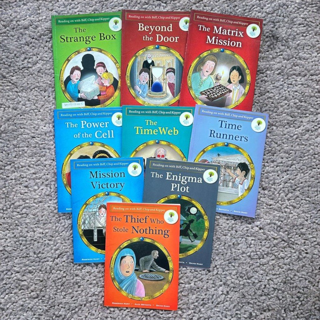 Reading On With Biff, Chip And Kipper_Set Of 9 Books_Oxford Reading Tree_KWB18445