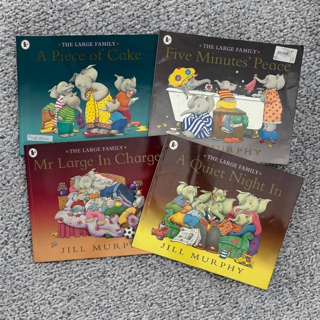 The Large Family_Read Aloud Picture Story Books_Walker_Set Of 4 Books_Jill Murphy_KWB18657