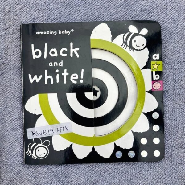 Black And White!_Amazing Baby_KWB19478