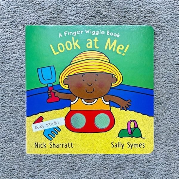 Look At Me_Finger Wiggle Book_Walker Books_KWB19931