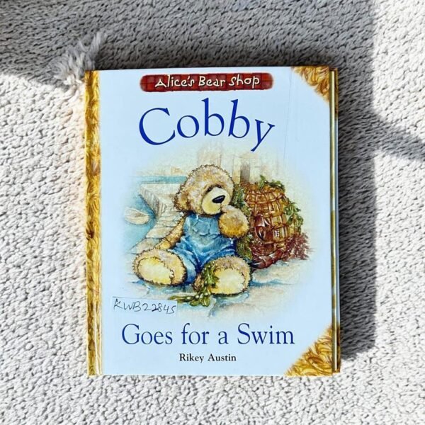 Cobby Goes For A Swim_Rikey Austin_KWB22845