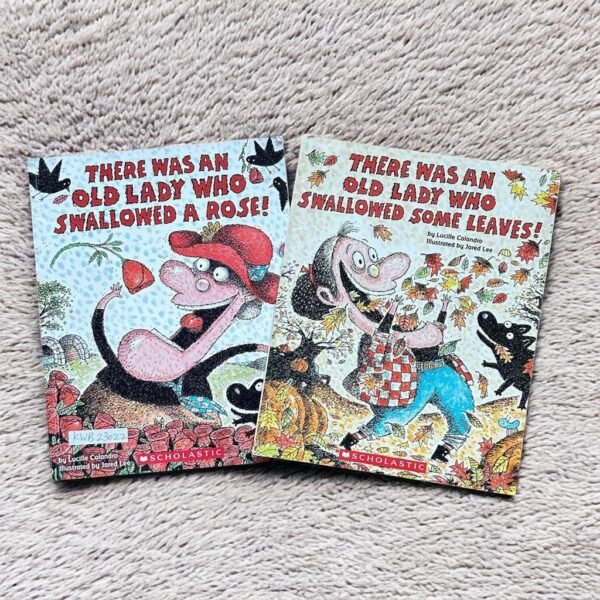Scholastic_Set Of 2 Books_Scholastic_KWB23022