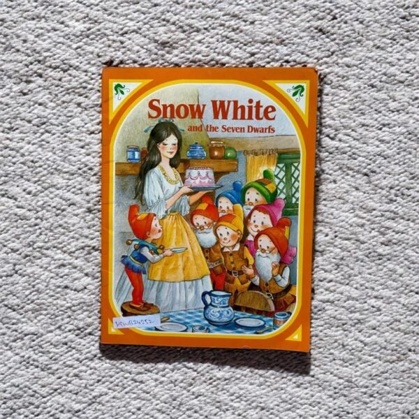 Snow White And The Seven Dwarfs_Wishing Wells Books_KWB24252