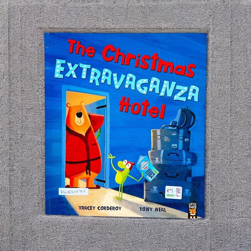 The Christmas Extravaganza Hotel_Little Tiger Press_KWB25597