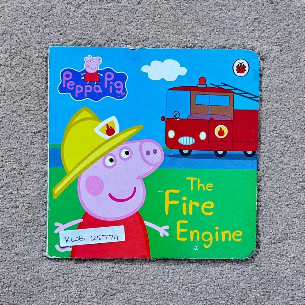 Peppa Pig_The Fire Engine_LadyBird_KWB25774