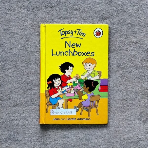 Pocket Size_Topsy+Tim_New Lunchboxes_Ladybird_KWB26998