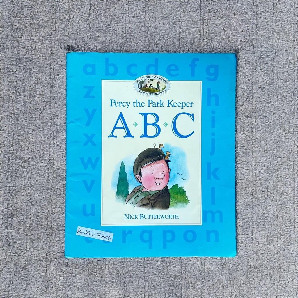 Percy The Park Keeper A B C_Nick Butterworth_KWB27308