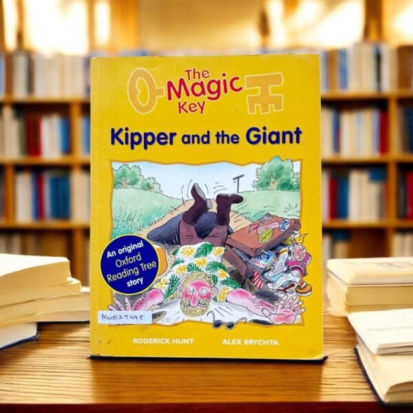 The Magic Key_Kipper And The Giant  _Roderick Hunt_KWB29445