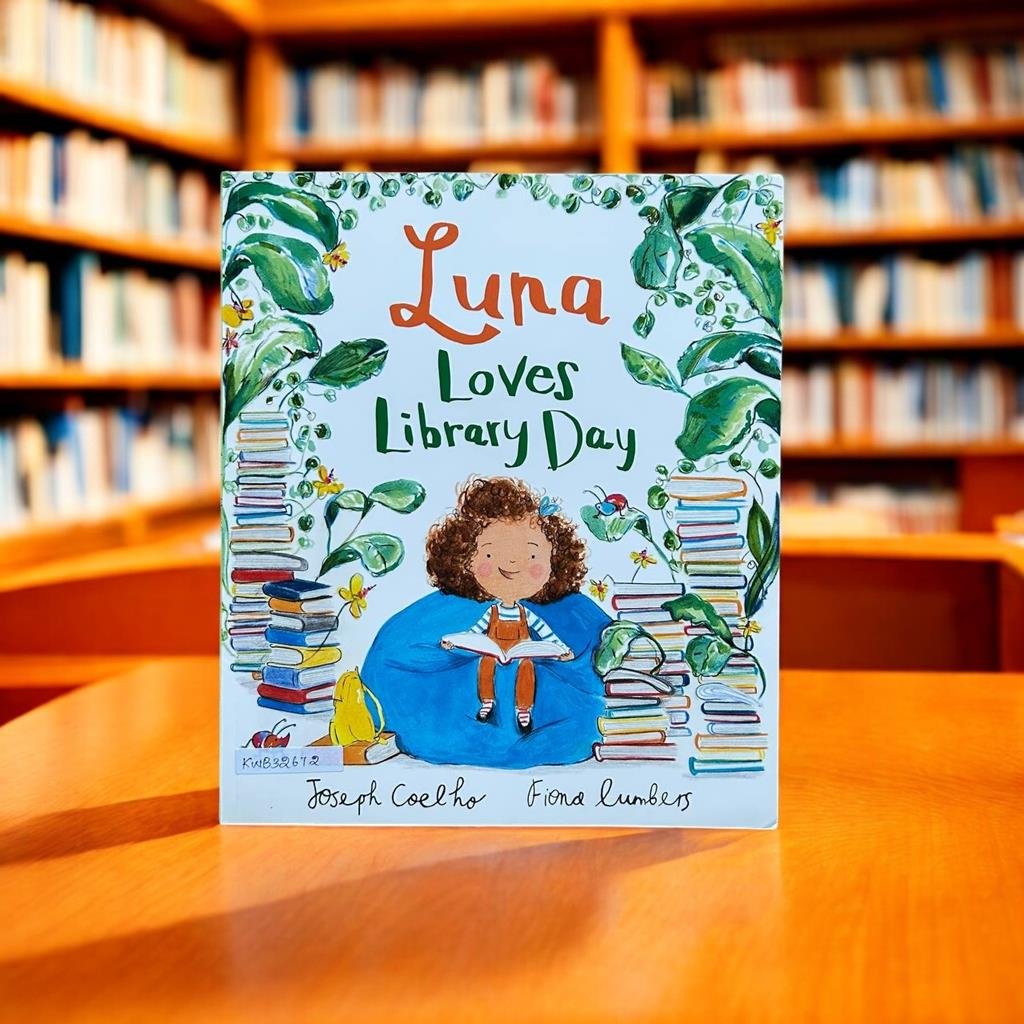 Luna Loves Library Day_Josesph Coelho_KWB32672