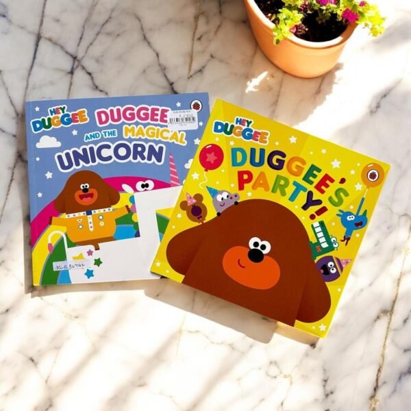 Hey Duggee_Read Aloud Picture Storybooks_Set Of 2 Books_Ladybird_KWB34742