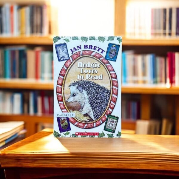 Scholastic_Hedgie Loves To Read_Jan Brett_KWB37342