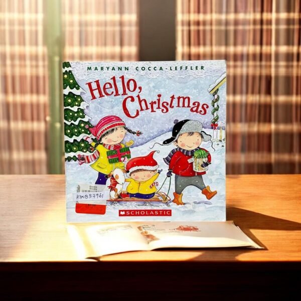 Scholastic_Hello, Christmas_Maryann Cocca_KWB37961