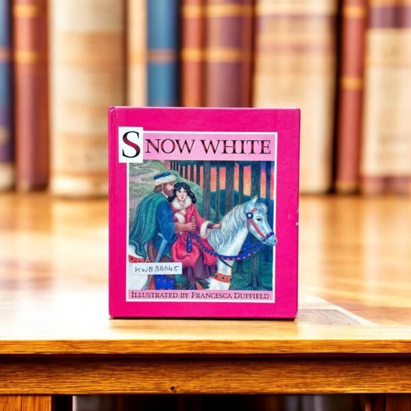 Snow White_Francesca Duffield_KWB38045