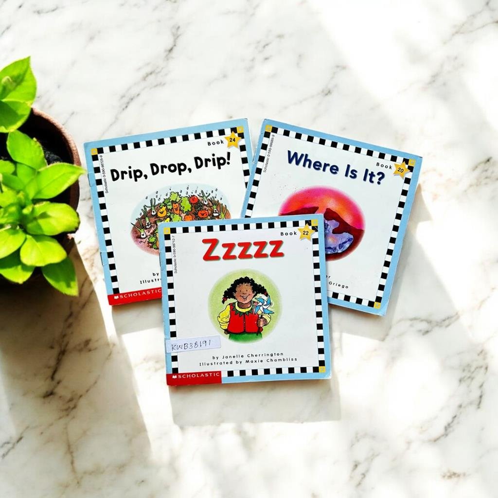 Pocket Size_Scholastic_Set Of 3 Books_Janelle Cherrington_KWB38191