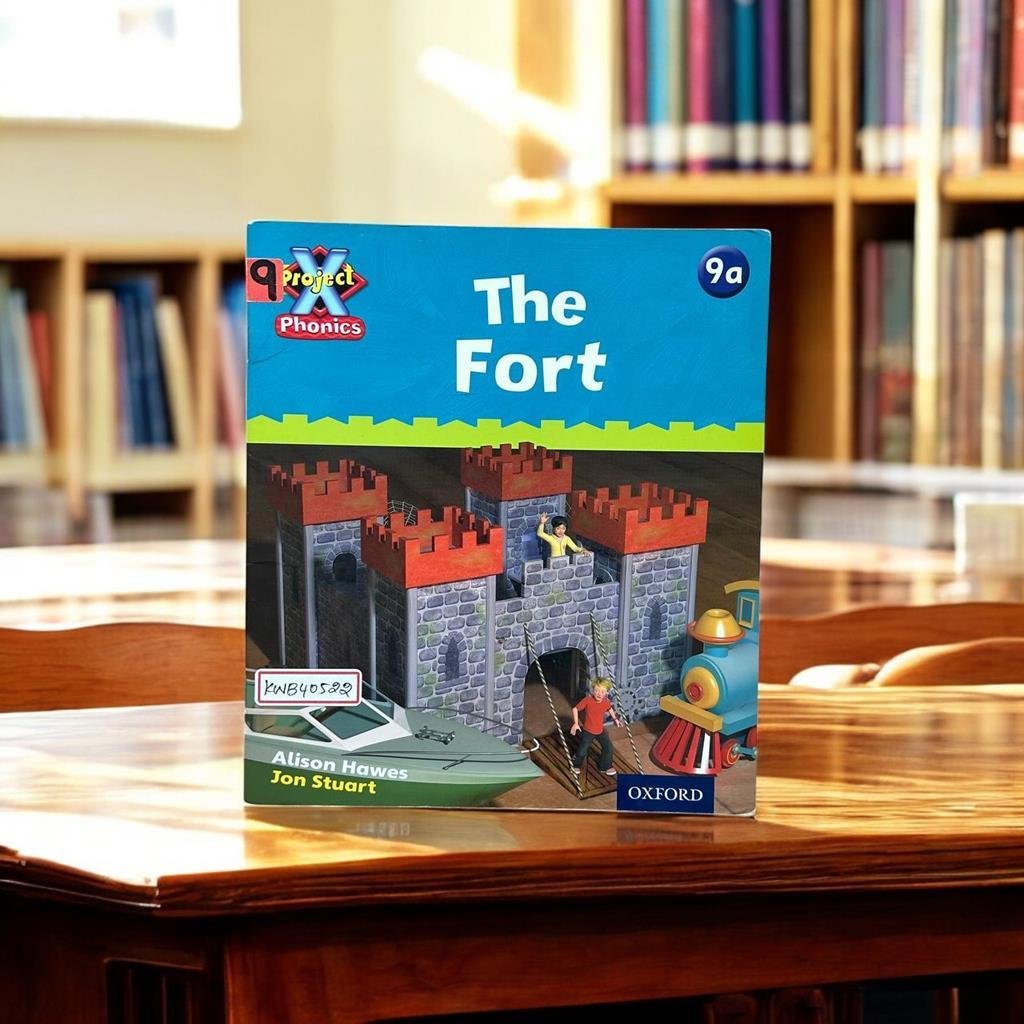 Oxford_Project Phonics_The Fort_Alison Hawes_KWB40522