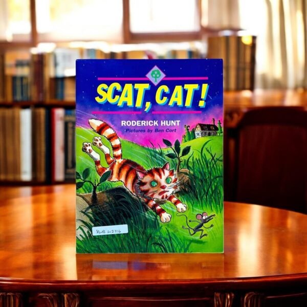 Scat, Cat!_Roderick Hunt_KWB42116