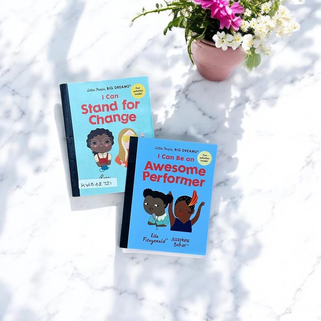 Pocket Size_Little People Big Dreams Set Of 2 Books _Happy Readers _KWB42721