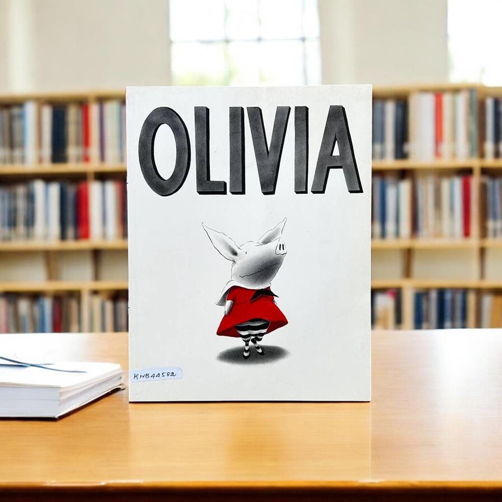 Olivia_Ian Falconer_KWB44582