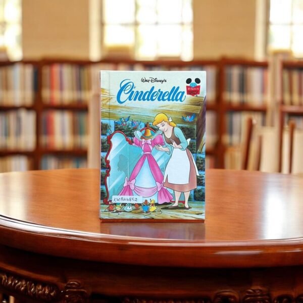 Disney_Cinderella_Disney_KWB44852