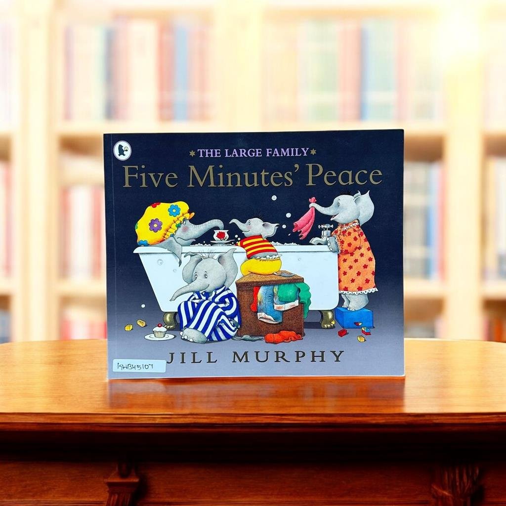 The Large Family_Five Minutes' Peace_Jill Murphy_KWB45107