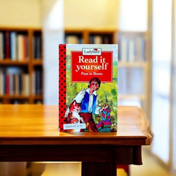 Pocket Friendly_Read It Yourself_Puss In Boots_Ladybird_KWB45491