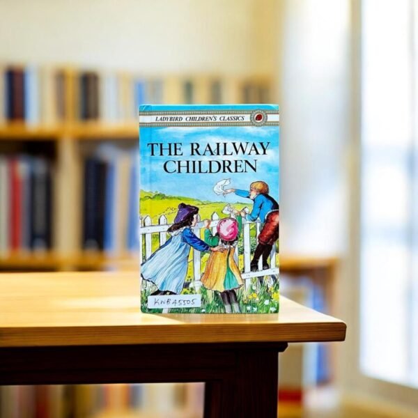 Pocket Friendly_Lady Bird Children's Classics_The Railway Children_Ladybird_KWB45505