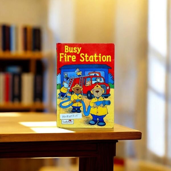 Pocket Friendly_Busy Fire Station_Ladybird_KWB45515