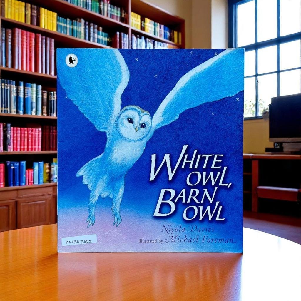 Walker_White Owl Barn Owl _Michael Foreman _KWB47422