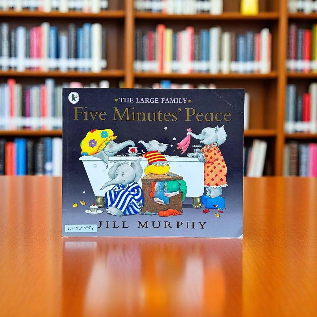 The Large Family_Five Minutes' Peace_Walker Books_Jill Murphy _KWB47898