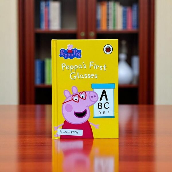 Pocket Friendly_Peppa's First Glasses_Peppa Pig_Ladybird_KWB48134