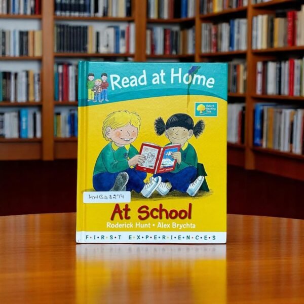 Read At Home_At Home_Roderick Hunt_KWB48274