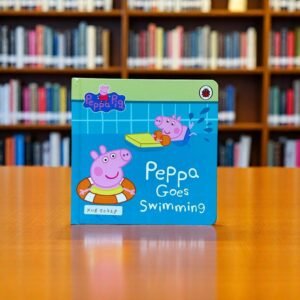 Peppa Pig_Peppa Goes Swimming _Ladybird _KWB50448
