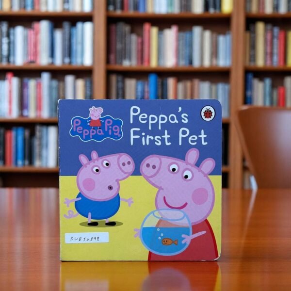 Peppa's First Pet_Peppa Pig _Ladybird _KWB50892