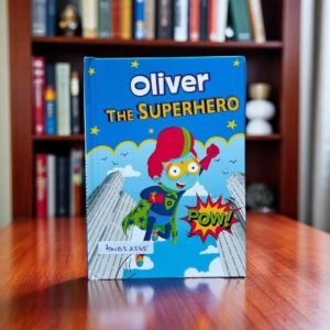 Pocket Friendly_Oliver_The Superhero_Eric James_KWB52565