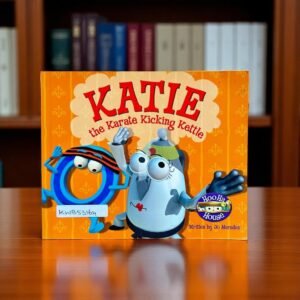 Katie The Karate Kicking Kettle_Jo Marsden_KWB53164