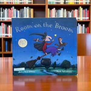 Room On The Broom_Julia Donaldson_KWB53544