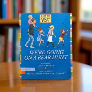 Read Me_Story Play_We're Going On A Bear Hunt_Vivian French_KWB54147