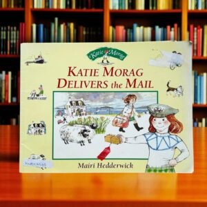 Katie Morag Delivers The Mail_Red Fox_Mairi Hedderwick_KWB54588