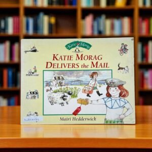 Katie Morag Delivers The Mail_Red Fox_Mairi Hedderwick_KWB54589