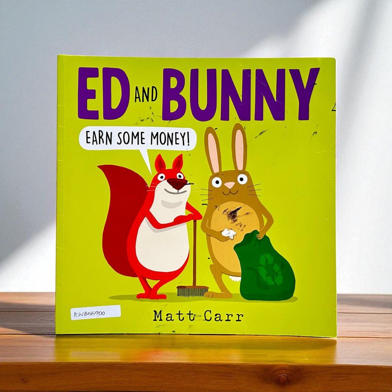 ED And Bunny_Scholastic_Matt Carr_KWB55900