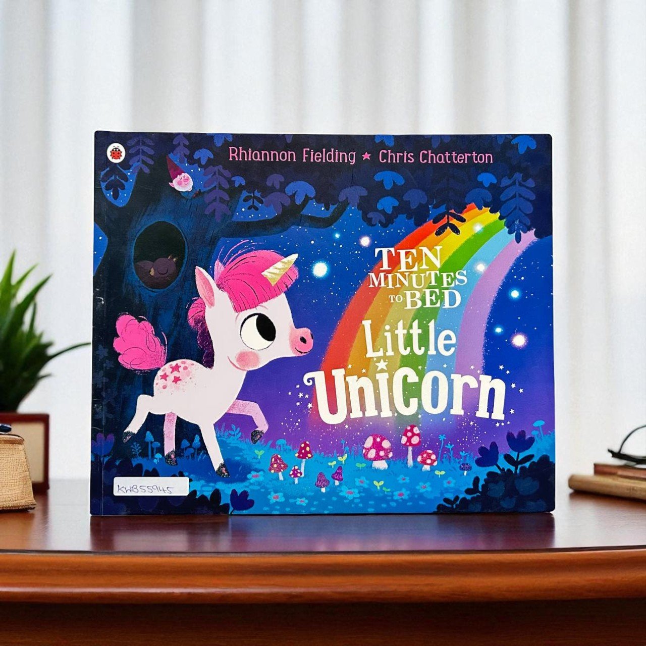Ten Minutes To Bed Little Unicorn_Ladybird_KWB55945