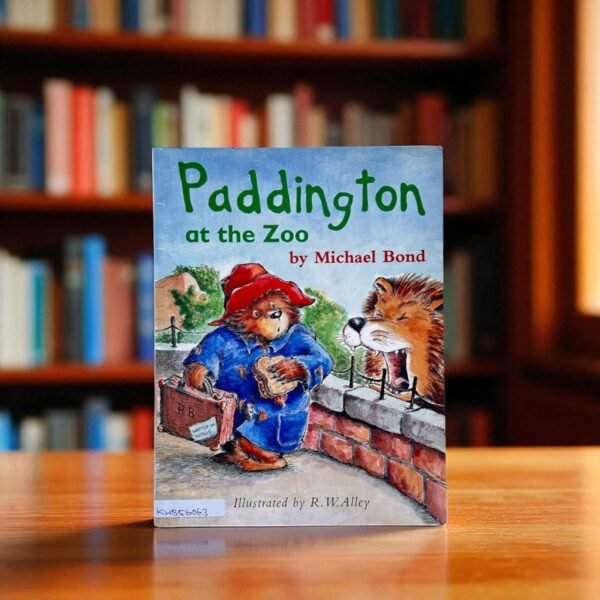 Paddington At The Zoo_Michael Bond_KWB56063