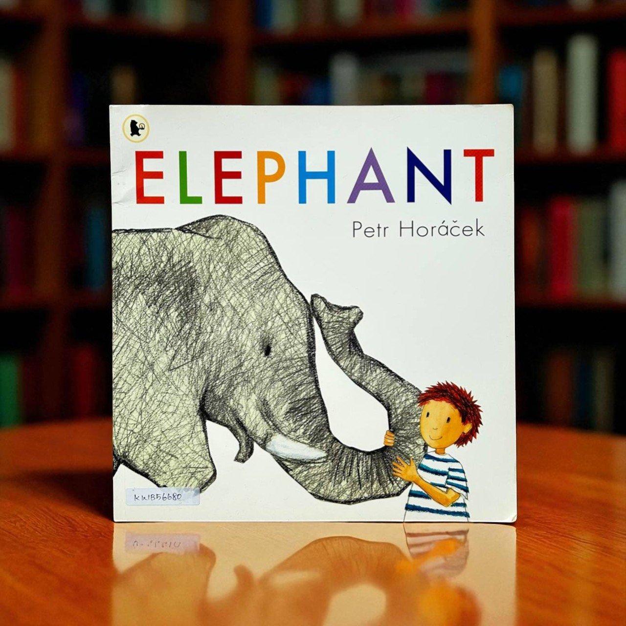 Elephant_Petr Horacek_KWB56680