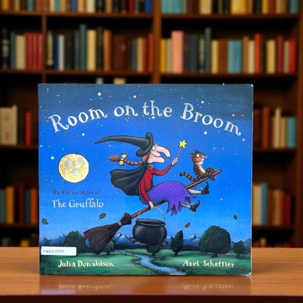 Room On The Broom_Julia Donaldson_KWB57399