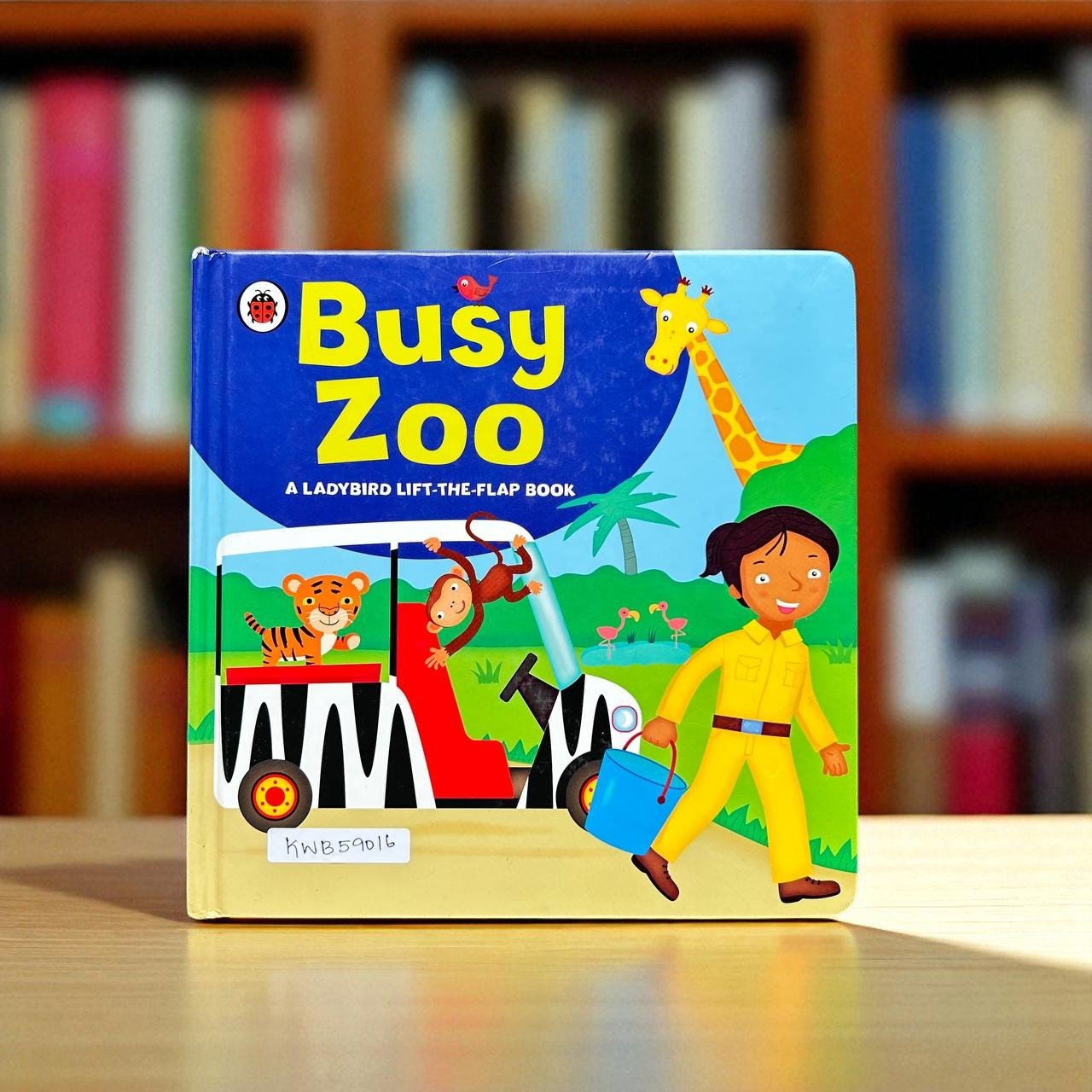 Busy Zoo_Flap Book_Ladybird_KWB59016