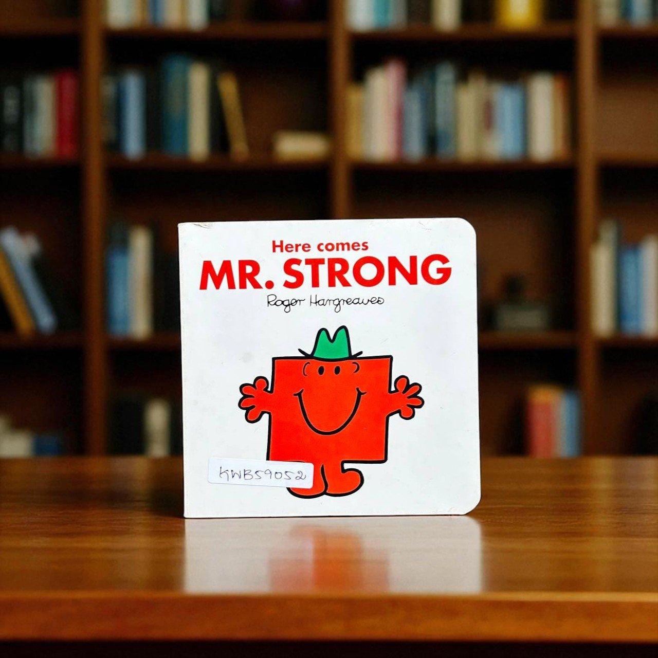 Here Comes Mr.Strong_Roger Hargreaves_KWB59052