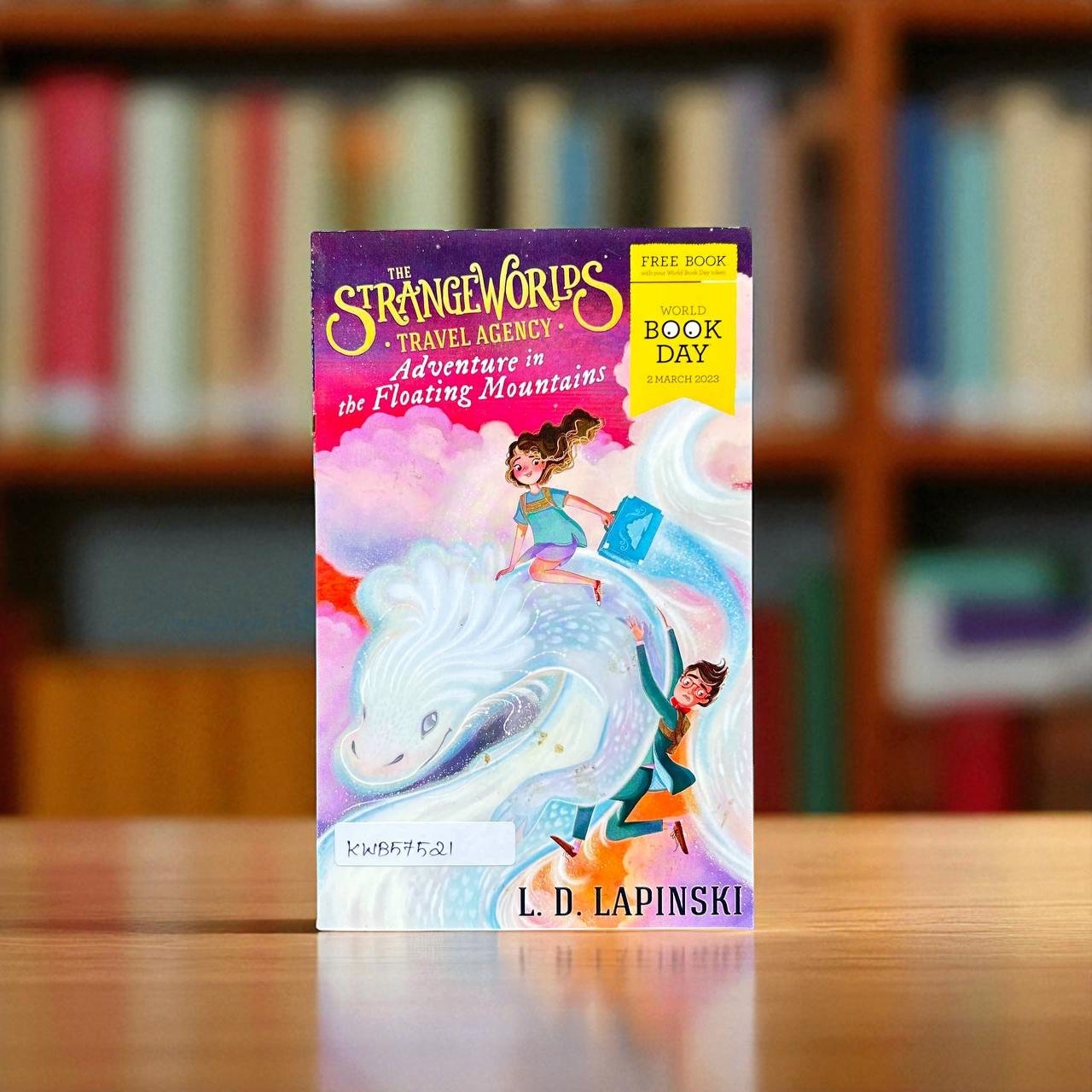 The Strangeworlds Travel Agency_Adventure In The Floating Mountains_L.D.Lapinski_KWB57521