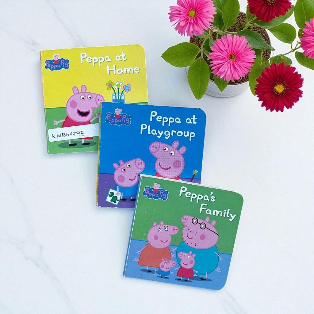 Pocket Friendly_Peppa Pig_Set Of 3 Books_Ladybird_KWB57793